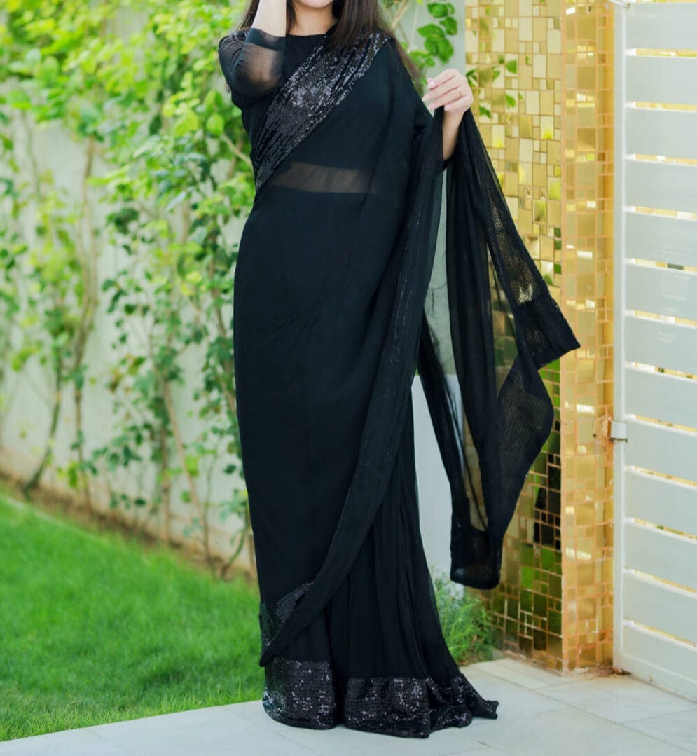 *New Black less saree😍*