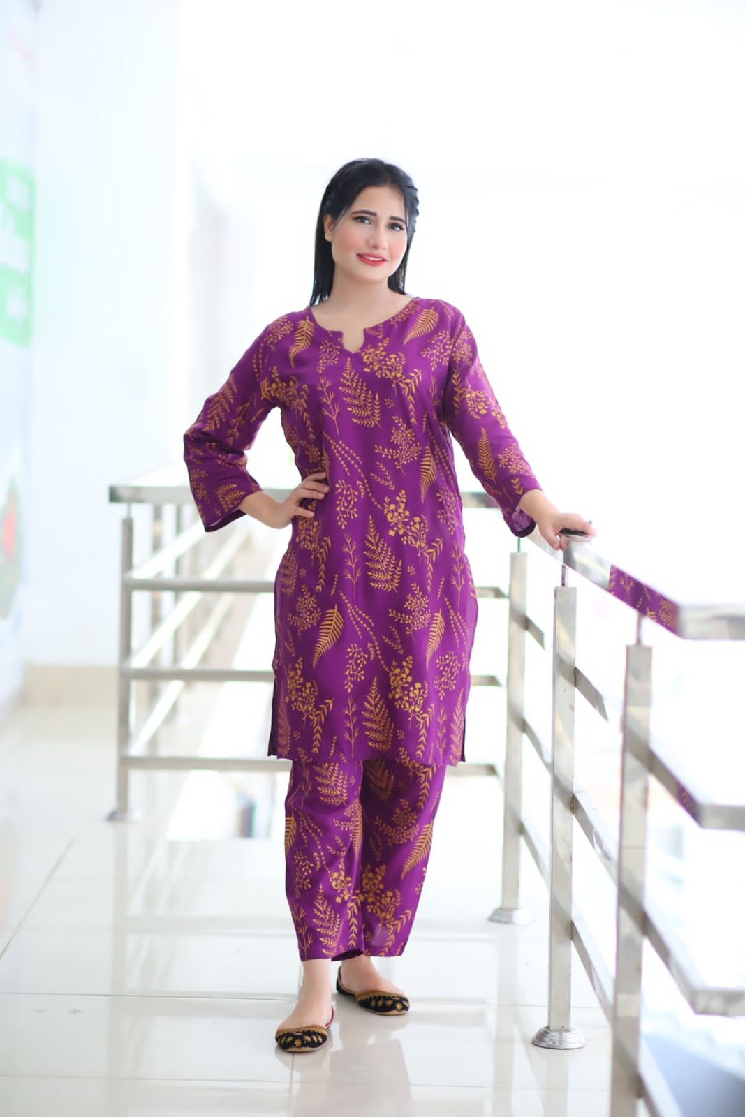 2 Pcs Women's Stitched lown Printed Suit